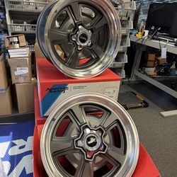 4 wheels American Racing VN517 Marauder 20x8.5 & 20x10 5x5.5 Gunmetal Wheel Ford