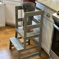 Kids Kitchen Step Stool, Toddler Learning Standing Tower