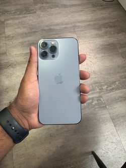 Apple iPhone 13 Pro Max Sierra Blue
