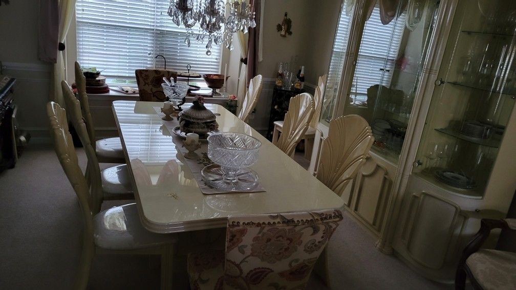Dining Room Sets