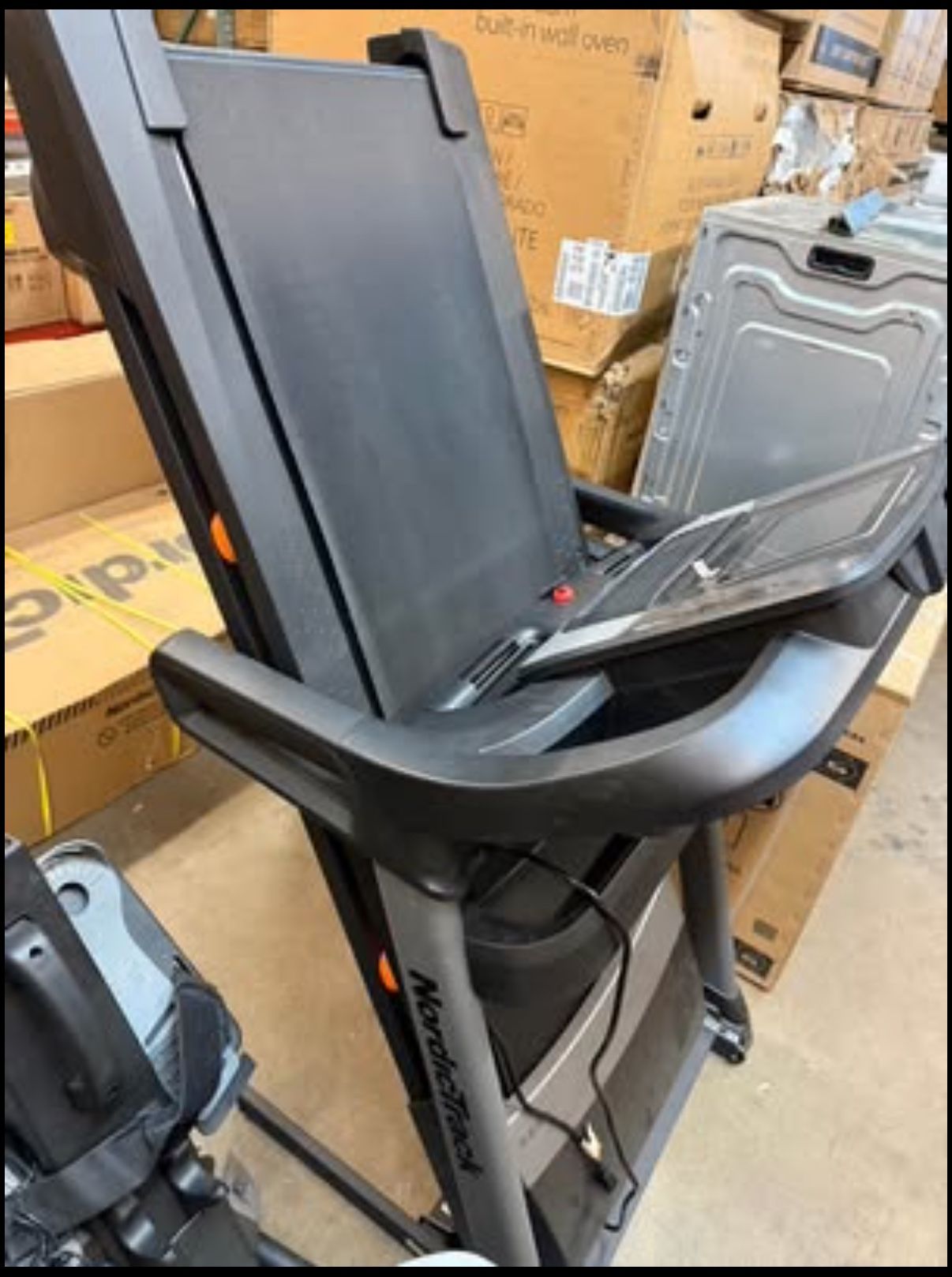 🚨 New NordicTrack T Series 8.5 S Treadmill - Black NTL11219A