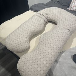 Pregnancy Pillow