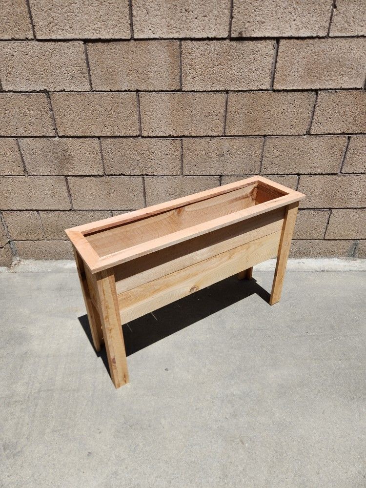 Cedar Planter