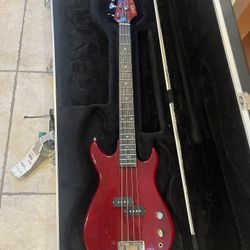 Cort Vintage Bass (MADE IN KOREA) W/ Roadrunner Bass Hardshell Case 