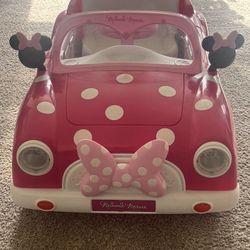 Minnie Mouse Car 