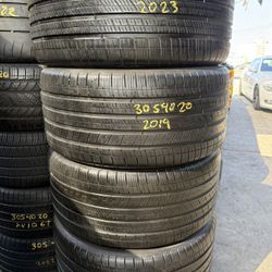 20” tires michelin 305/40/20 semi new with free installation $300