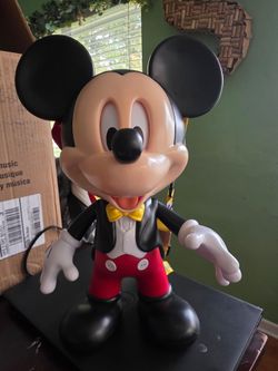 Mickey Mouse Figure Popcorn Bucket