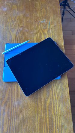 iPad Air 13-inch M3 (512 GB) / Apple Pencil / Case
