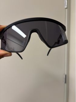 Oakley sunglasses