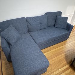 Pull-out Couch