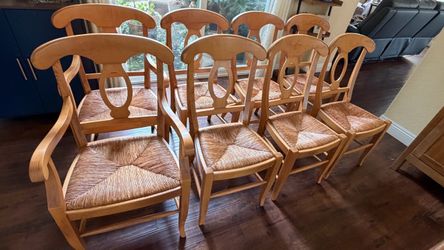 Set of 8 pottery Barn Napoleon Solid Wood Dining Chairs with Rush Seats