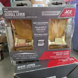 Keyed Locking Entry Door Handle Set 