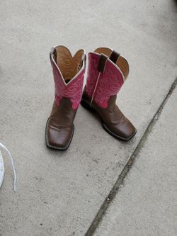 Tennis And Boots For Sale