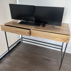 Dual HP VH240a 24” Monitors + Wall Mount – Clean Setup