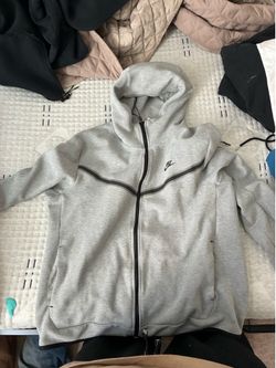 old style grey nike tech