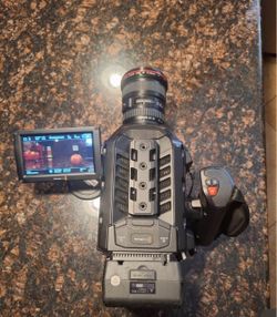 Black magic design ursa mini 4.6k with canon lens