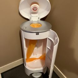 Munchkin® Step Diaper Pail 