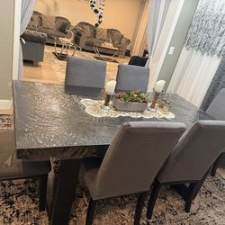 1 Dinning table with 6 chairs