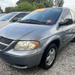 2005 Dodge Caravan