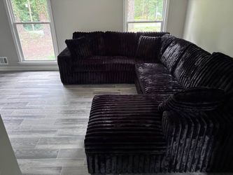 BIGGER CLOUD SLEEPER SECTIONAL