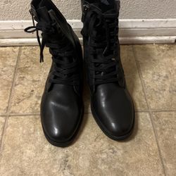 Woman Leather Boot