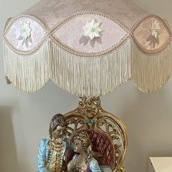 Capodimonte table lamp,