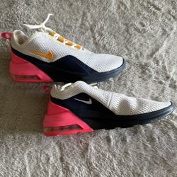 Nike Women’s Sneakers