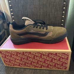 Vans Shoes Adult Size 9