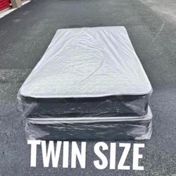 New Twin Size Mattress And Box Spring Set // We Offer  🚚