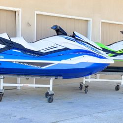 2020 - Clean Yamaha waverunner FXHO and trailer