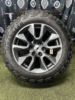 2025 Chevy Silverado RST 6 Lug 20 Inch OEM Wheels