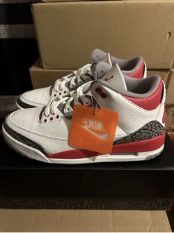 DS NEW JORDAN 3 FIRE RED SIZE 10