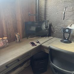 Desk