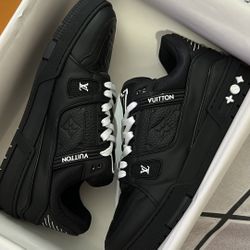 Louis Vuitton trainer Shoes