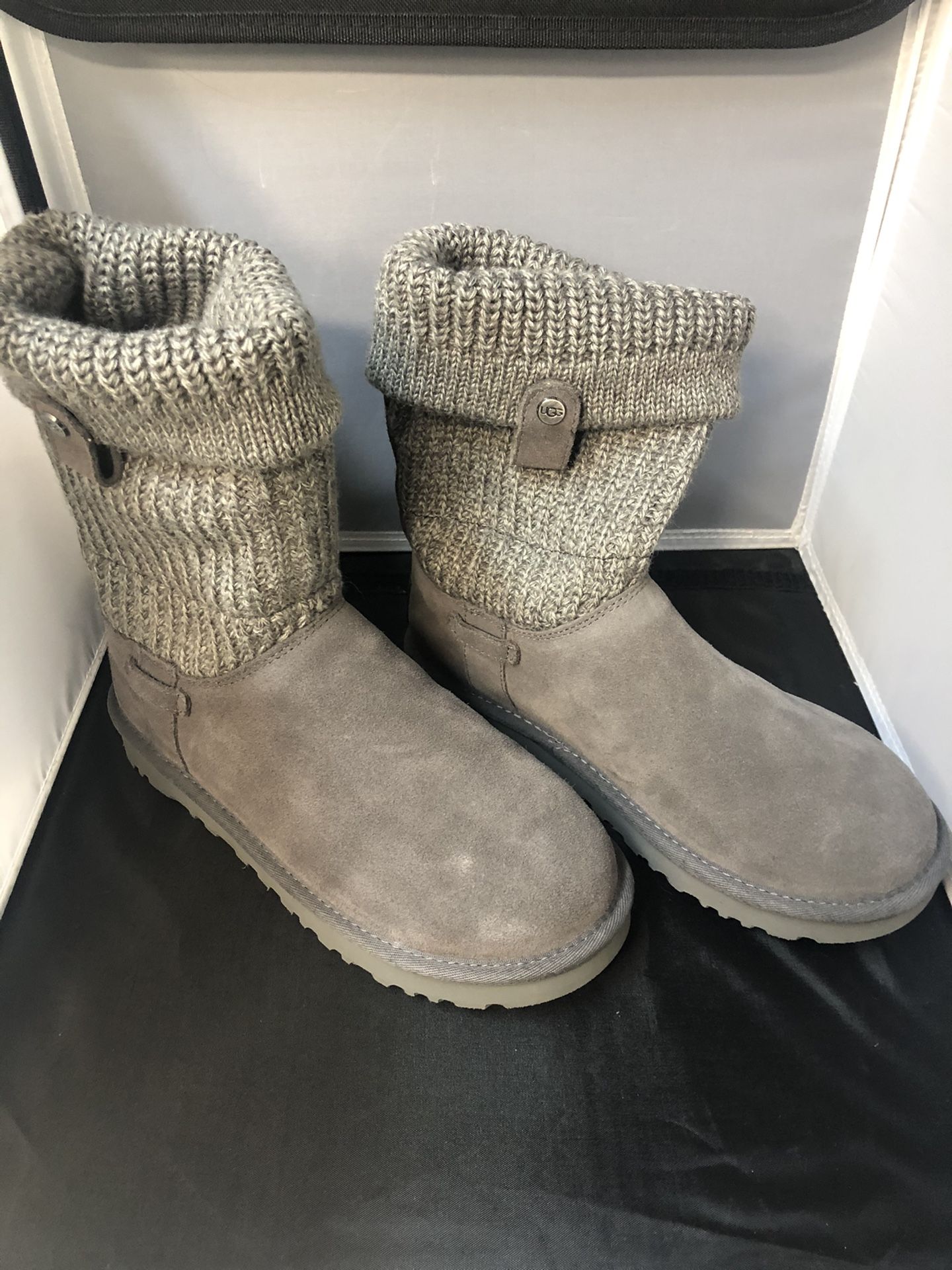 UGG suede and knitted boots Size: 8 NEW