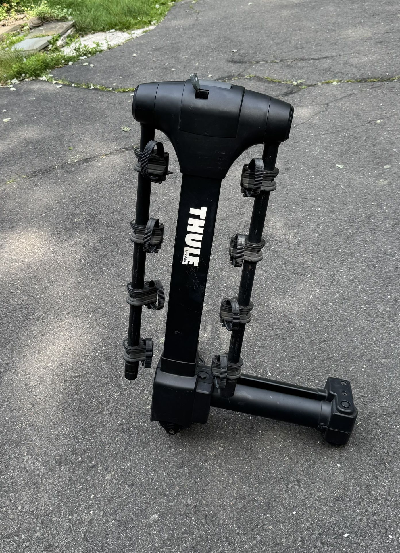 Thule Hitch Swing Away Bike Rack
