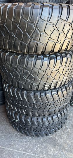 33x12.50/17 (2) Bfgoodrich km3 (2 Mickey Thompson 🔥