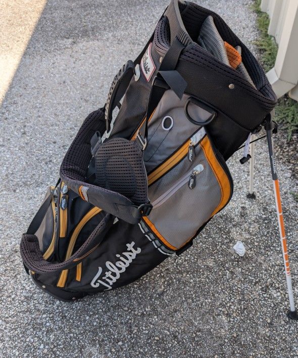 Titleist Stand/Carry Bag