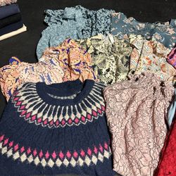 Women's Clothes 