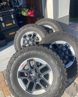 Jeep tires
