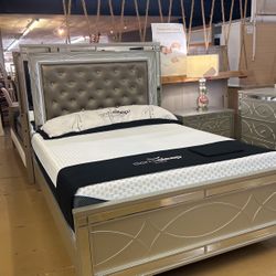 Queen Bed Frame (No Mattress Included) 
