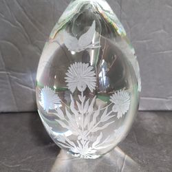 Beautiful Crystal Paperweight Egg Shaped Etched Flowers And Butterfly/Signed 