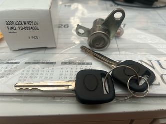 Toyota T100 lock and key