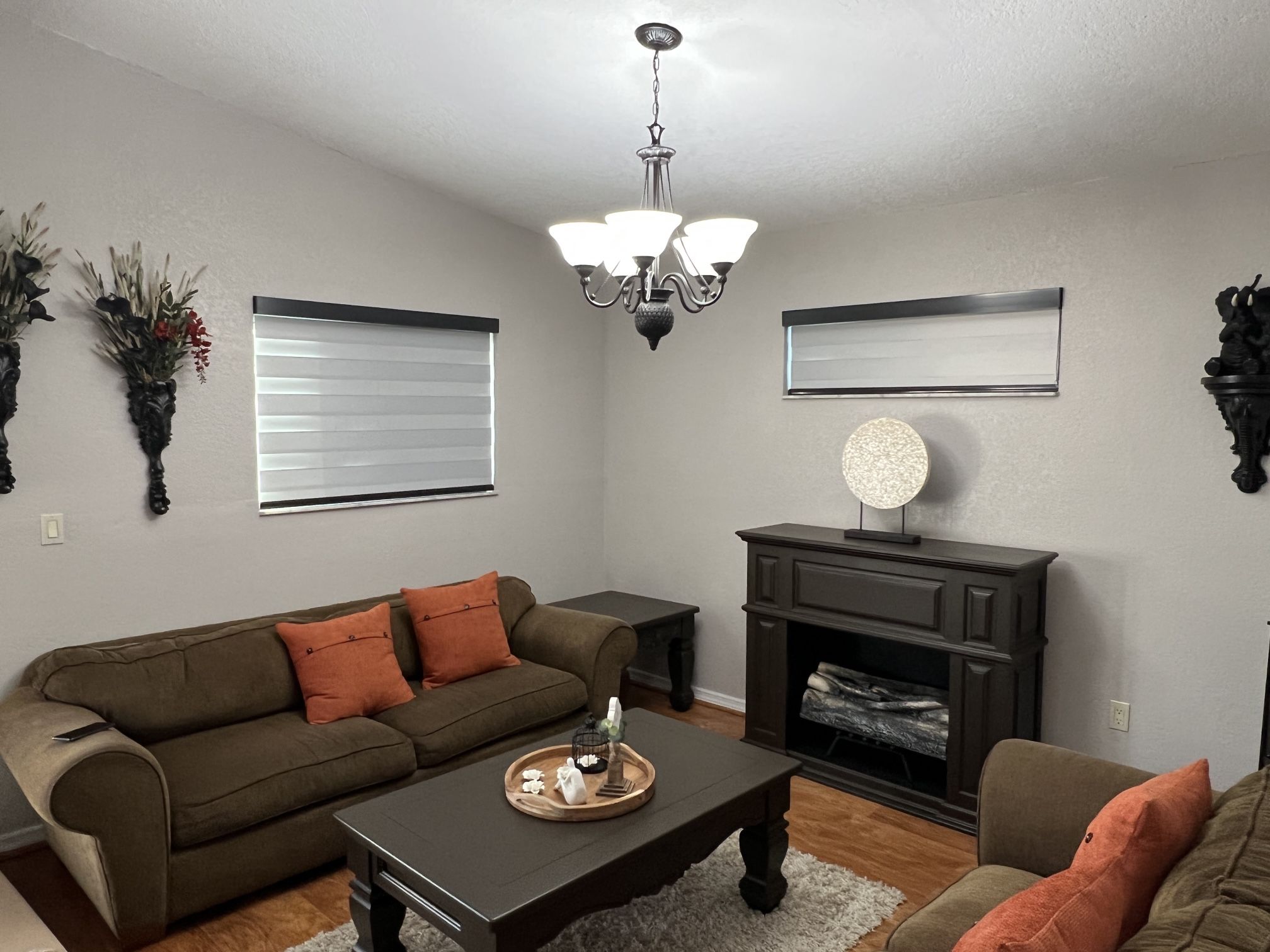 Zebra Blinds Roller Shades ( Persianas )