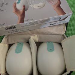 Willow Wireless Breast Pump - includes Bags