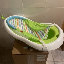 Fisher-Price Baby to Toddler Bath 4-In-1 Sling 'N Seat Tub with Removable Infant Support