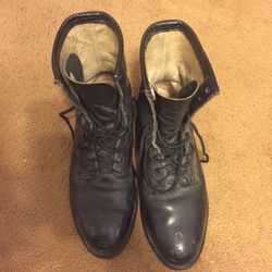 Size 9 work boot $15