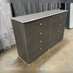 Dresser/  Eight drawers dresser
