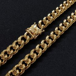 18K Gold-Plated Cuban Link Chain 12mm 22” (Read Desc)