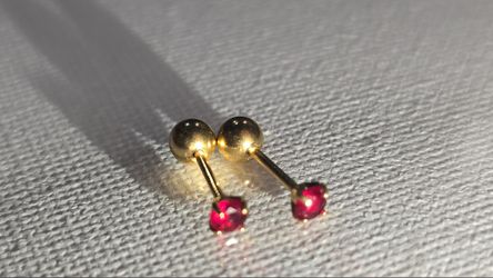 Hermosos aretes percing